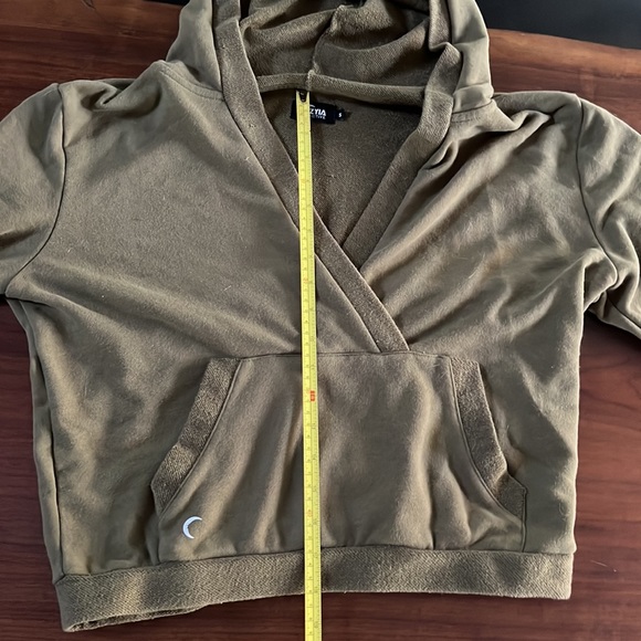 Zyia Calmness Pocket Hoodie - Picture 8 of 8